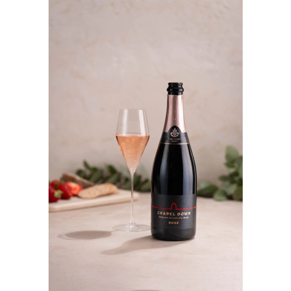 Chapel Down - English Sparkling Rose 75cl Chapel Down English Sparkling Rose 75cl - Image 2
